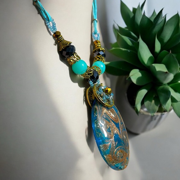 Glass Pendant and Beaded Rope Necklace - Picture 2 of 16